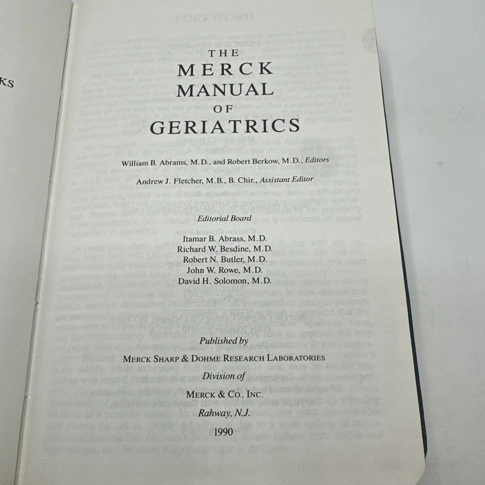 The Merck Manual of Geriatrics Book Copyright 1990 Merck & Co Inc. Hardcover
